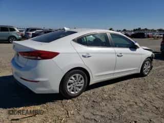 2017 Hyundai Elantra SE z VIN 5NPD74LF5HH093018, wystawiony jako Copart lot #85946085 z przebiegiem 83 416 mil mil oraz Szkoda całkowita • Salvage title. Historia ofert i sprzedaży dostępna na DreamBid. Obrazek 3.