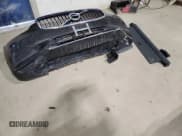 ✅ 2018 Volvo XC60 Momentum • VIN: LYVA22RK9JB073399 • Lot: 82436595. Wystawiony na Copart z przebiegiem 123 964 mil. Bezpłatny archiwum sprzedaży aukcyjnych z USA i szczegółowy raport historii pojazdu na DreamBid. Zdjęcie 13.