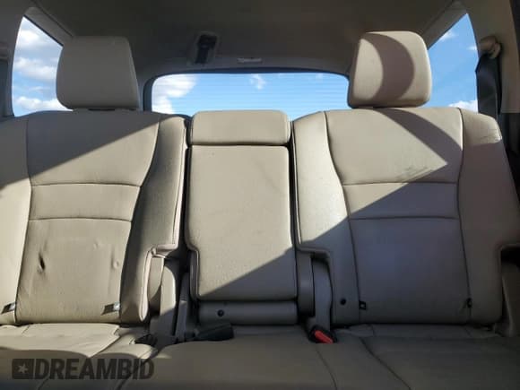 ✅ 2019 Honda Pilot EX-L • VIN: 5FNYF6H53KB071833 • Lot: 92154165. Wystawiony na Copart z przebiegiem 89 587 mil. Bezpłatny archiwum sprzedaży aukcyjnych z USA i szczegółowy raport historii pojazdu na DreamBid. Zdjęcie 10.