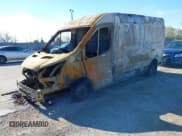 ✅ 2020 Ford Transit Cargo • VIN: 1FTBR1C88LKA10760 • Lot: 40832087. Wystawiony na IAAI z przebiegiem Nie podano. Bezpłatny archiwum sprzedaży aukcyjnych z USA i szczegółowy raport historii pojazdu na DreamBid. Zdjęcie 2.