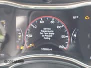 ✅ 2015 Jeep Grand Cherokee Laredo • VIN: 1C4RJEAGXFC668957 • Lot: 42071646. Wystawiony na IAAI z przebiegiem 129 508 mil. Bezpłatny archiwum sprzedaży aukcyjnych z USA i szczegółowy raport historii pojazdu na DreamBid. Zdjęcie 7.