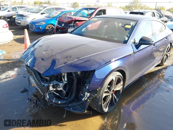 ✅ 2024 Audi S5 • VIN: WAUB4DF5XRA092956 • Lot: 43458028. Listed on IAAI with 7,962 mi. Free auction sales archive from the USA and detailed vehicle history report at DreamBid. Image 6.