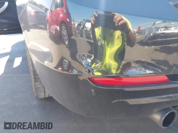 ✅ 2015 BMW 3 Series 320i • VIN: WBA3B1C58FK141526 • Лот: 43121567. Опубликован ранее на IAAI с пробегом 189 679 миль. Бесплатный доступ к архиву аукционных продаж из США и подробный отчёт об истории автомобиля на DreamBid. Изображение 6.