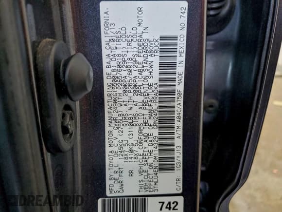 ✅ 2013 Toyota Tacoma • VIN: 3TMLU4EN1DM114329 • Lot: 94151255. Listed on Copart with 142,457 mi. Free auction sales archive from the USA and detailed vehicle history report at DreamBid. Image 13.