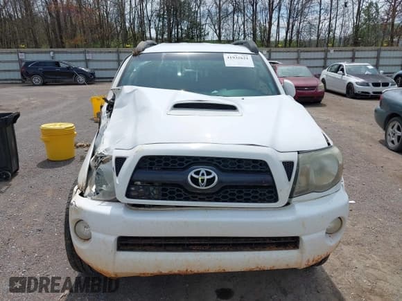 ✅ 2011 Toyota Tacoma • VIN: 3TMMU4FN1BM027692 • Лот: 41932621. Опубликован ранее на IAAI с пробегом 222 715 миль. Бесплатный доступ к архиву аукционных продаж из США и подробный отчёт об истории автомобиля на DreamBid. Изображение 12.