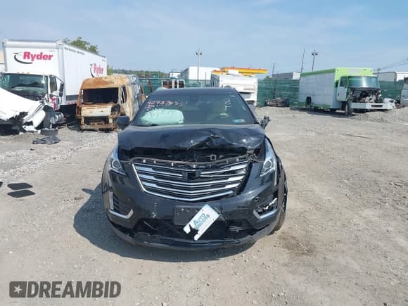 ✅ 2019 Cadillac XT5 Luxury AWD • VIN: 1GYKNDRS8KZ243571 • Lot: 42937677. Listed on IAAI with 60,385 mi. Free auction sales archive from the USA and detailed vehicle history report at DreamBid. Image 6.