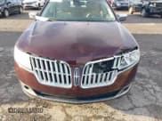 ✅ 2011 Lincoln MKZ • VIN: 3LNHL2GC2BR773380 • Lot: 43788378. Wystawiony na IAAI z przebiegiem 27 484 mil. Bezpłatny archiwum sprzedaży aukcyjnych z USA i szczegółowy raport historii pojazdu na DreamBid. Zdjęcie 12.