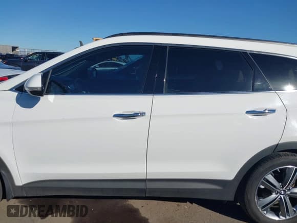✅ 2015 Hyundai Santa Fe GLS • VIN: KM8SR4HF0FU112454 • Лот: 43560107. Опубликован ранее на IAAI с пробегом 83 297 миль. Бесплатный доступ к архиву аукционных продаж из США и подробный отчёт об истории автомобиля на DreamBid. Изображение 14.