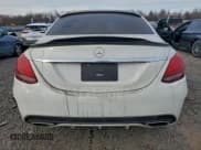 ✅ 2015 Mercedes-Benz C 300 Luxury • VIN: 55SWF4KB3FU090994 • Lot: 95710825. Wystawiony na Copart z przebiegiem Nie podano. Bezpłatny archiwum sprzedaży aukcyjnych z USA i szczegółowy raport historii pojazdu na DreamBid. Zdjęcie 6.