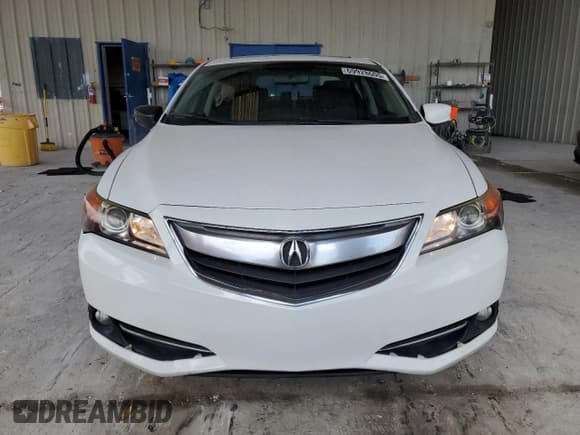 ✅ 2013 Acura ILX Hybrid • VIN: 19VDE3F30DE302027 • Лот: 69928605. Опубликован ранее на Copart с пробегом 172 371 миль. Бесплатный доступ к архиву аукционных продаж из США и подробный отчёт об истории автомобиля на DreamBid. Изображение 5.