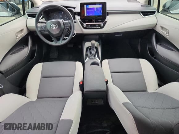 ✅ 2025 Toyota Corolla LE • VIN: 5YFB4MDE7SP312447 • Lot: 65115315. Wystawiony na Copart z przebiegiem 4 922 mil. Bezpłatny archiwum sprzedaży aukcyjnych z USA i szczegółowy raport historii pojazdu na DreamBid. Zdjęcie 8.