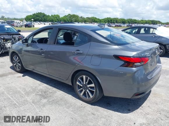 ✅ 2023 Nissan Versa SV • VIN: 3N1CN8EV4PL832815 • Lot: 42488258. Wystawiony na IAAI z przebiegiem 47 242 mil. Bezpłatny archiwum sprzedaży aukcyjnych z USA i szczegółowy raport historii pojazdu na DreamBid. Zdjęcie 3.