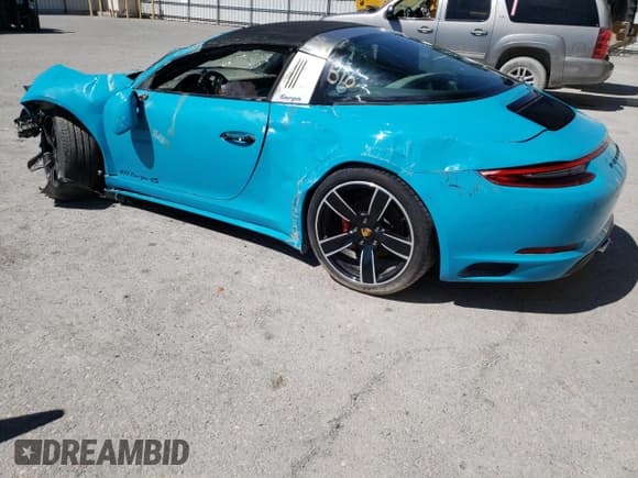 ✅ 2017 Porsche 911 4S • VIN: WP0BB2A9XHS136860 • Lot: 58390023. Wystawiony na Copart z przebiegiem 18 316 mil. Bezpłatny archiwum sprzedaży aukcyjnych z USA i szczegółowy raport historii pojazdu na DreamBid. Zdjęcie 2.