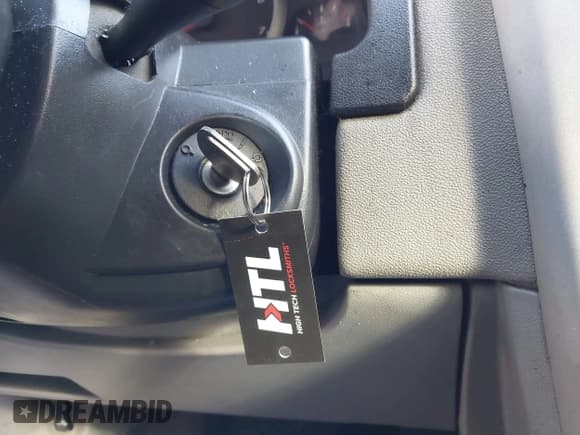 ✅ 2005 Chevrolet Equinox LT • VIN: 2CNDL73F756092025 • Лот: 41381058. Опубликован ранее на IAAI с пробегом 206 711 миль. Бесплатный доступ к архиву аукционных продаж из США и подробный отчёт об истории автомобиля на DreamBid. Изображение 11.