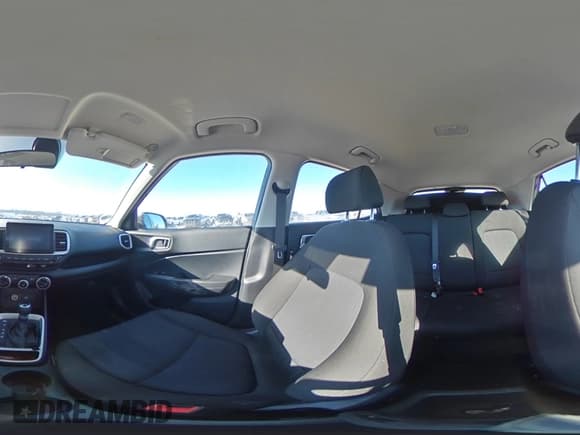 ✅ 2021 Hyundai Venue SE • VIN: KMHRB8A37MU105606 • Lot: 88508055. Wystawiony na Copart z przebiegiem 49 994 mil. Bezpłatny archiwum sprzedaży aukcyjnych z USA i szczegółowy raport historii pojazdu na DreamBid. Zdjęcie 12.