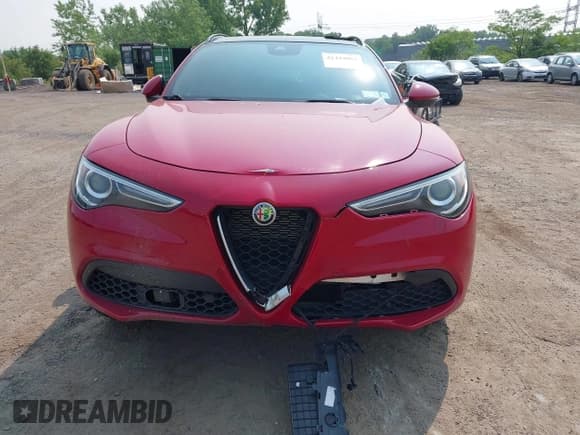 ✅ 2022 Alfa Romeo Stelvio Ti • VIN: ZASPAKBN5N7D32683 • Lot: 42444064. Listed on IAAI with 39,408 mi. Free auction sales archive from the USA and detailed vehicle history report at DreamBid. Image 18.