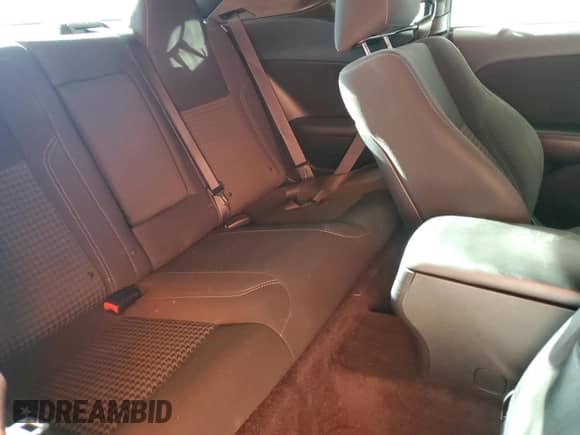 2018 Dodge Challenger SXT z VIN 2C3CDZAG0JH236229, wystawiony jako Copart lot #84886725 z przebiegiem 73 576 mil mil oraz Szkoda całkowita • Salvage title. Historia ofert i sprzedaży dostępna na DreamBid. Obrazek 10.