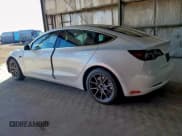 ✅ 2020 Tesla Model 3 Long Range • VIN: 5YJ3E1EB3LF618014 • Lot: 95193415. Wystawiony na Copart z przebiegiem 41 832 mil. Bezpłatny archiwum sprzedaży aukcyjnych z USA i szczegółowy raport historii pojazdu na DreamBid. Zdjęcie 2.