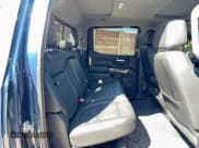 ✅ 2019 Chevrolet Silverado 1500 LT Trail Boss • VIN: 3GCPYFEDXKG194329 • Lot: 85728635. Wystawiony na Copart z przebiegiem 72 766 mil. Bezpłatny archiwum sprzedaży aukcyjnych z USA i szczegółowy raport historii pojazdu na DreamBid. Zdjęcie 6.