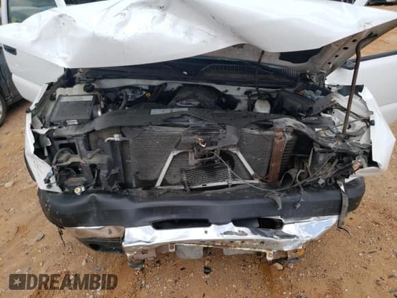 ✅ 2006 Chevrolet Silverado 2500HD Work Truck • VIN: 1GCHK29U76E204899 • Lot: 58864745. Wystawiony na Copart z przebiegiem Nie podano. Bezpłatny archiwum sprzedaży aukcyjnych z USA i szczegółowy raport historii pojazdu na DreamBid. Zdjęcie 11.