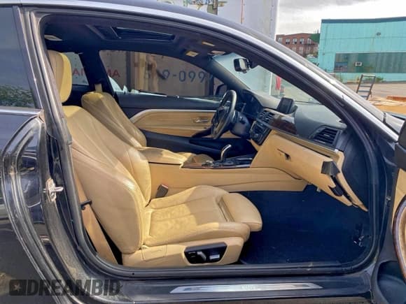 ✅ 2017 BMW 4 Series 430i xDrive • VIN: WBA4R9C50HK878186 • Лот: 97171085. Опубликован ранее на Copart с пробегом 74 505 миль. Бесплатный доступ к архиву аукционных продаж из США и подробный отчёт об истории автомобиля на DreamBid. Изображение 5.