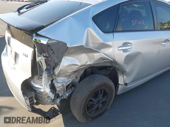 ✅ 2015 Toyota Prius Two • VIN: JTDKN3DU6F0425904 • Lot: 43769781. Listed on IAAI with 338,612 mi. Free auction sales archive from the USA and detailed vehicle history report at DreamBid. Image 6.