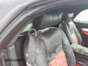 ✅ 2002 Ford Thunderbird Hardtop Premium • VIN: 1FAHP60A52Y104598 • Lot: 74252034. Wystawiony na Copart z przebiegiem Nie podano. Bezpłatny archiwum sprzedaży aukcyjnych z USA i szczegółowy raport historii pojazdu na DreamBid. Zdjęcie 10.