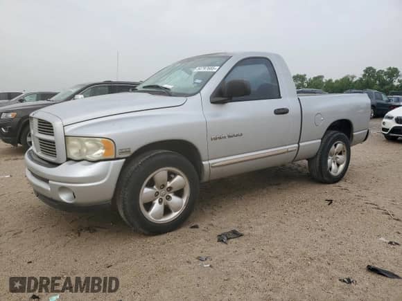 2005 Dodge 1500 SLT z VIN 1D7HA16D15J502782, wystawiony jako Copart lot #54797685 z przebiegiem 237 969 mil mil oraz Czysty tytuł • Clean title. Historia ofert i sprzedaży dostępna na DreamBid. Obrazek 1.