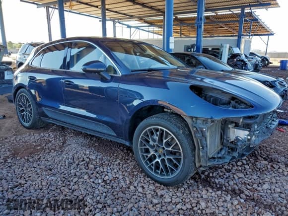 ✅ 2015 Porsche Macan S • VIN: WP1AB2A5XFLB53690 • Lot: 94558405. Listed on Copart with 117,202 mi. Free auction sales archive from the USA and detailed vehicle history report at DreamBid. Image 4.