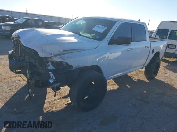 ✅ 2018 Ram 1500 Big Horn • VIN: 1C6RR7LM1JS264944 • Lot: 41310020. Wystawiony na IAAI z przebiegiem 181 647 mil. Bezpłatny archiwum sprzedaży aukcyjnych z USA i szczegółowy raport historii pojazdu na DreamBid. Zdjęcie 17.
