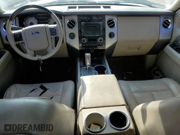 ✅ 2013 Ford Expedition Limited • VIN: 1FMJU2A56DEF66604 • Лот: 68934305. Опубликован ранее на Copart с пробегом 161 614 миль. Бесплатный доступ к архиву аукционных продаж из США и подробный отчёт об истории автомобиля на DreamBid. Изображение 8.