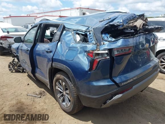 ✅ 2025 Chevrolet Equinox AWD LT • VIN: 3GNAXPEG6SL183903 • Lot: 42944409. Wystawiony na IAAI z przebiegiem 15 390 mil. Bezpłatny archiwum sprzedaży aukcyjnych z USA i szczegółowy raport historii pojazdu na DreamBid. Zdjęcie 3.