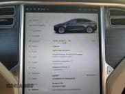 ✅ 2016 Tesla Model X 70D • VIN: 5YJXCBE27GF028515 • Lot: 86704495. Wystawiony na Copart z przebiegiem 71 792 mil. Bezpłatny archiwum sprzedaży aukcyjnych z USA i szczegółowy raport historii pojazdu na DreamBid. Zdjęcie 9.