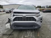 ✅ 2019 Toyota RAV4 XLE • VIN: 2T3W1RFV0KW056260 • Lot: 84539455. Wystawiony na Copart z przebiegiem 74 710 mil. Bezpłatny archiwum sprzedaży aukcyjnych z USA i szczegółowy raport historii pojazdu na DreamBid. Zdjęcie 5.