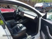 ✅ 2021 Tesla Model Y Standard Range • VIN: 5YJYGDEDXMF109655 • Lot: 42644656. Listed on IAAI with 40,818 mi. Free auction sales archive from the USA and detailed vehicle history report at DreamBid. Image 5.