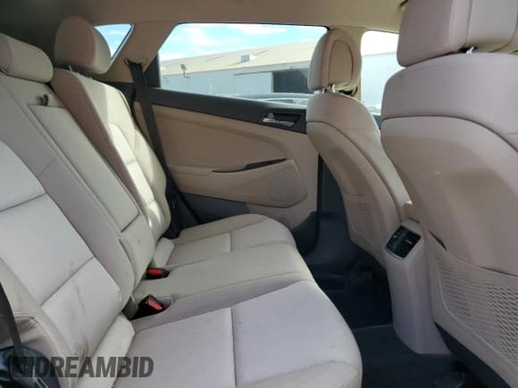 ✅ 2017 Hyundai Tucson Sport • VIN: KM8J3CA25HU504895 • Лот: 87307055. Опубликован ранее на Copart с пробегом 111 553 миль. Бесплатный доступ к архиву аукционных продаж из США и подробный отчёт об истории автомобиля на DreamBid. Изображение 11.