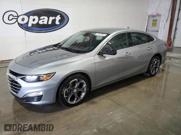 ✅ 2024 Chevrolet Malibu LT • VIN: 1G1ZD5ST2RF112995 • Lot: 86285435. Wystawiony na Copart z przebiegiem 61 831 mil mil. Skorzystaj z bezpłatnego archiwum sprzedaży aukcyjnych z USA i zobacz szczegółowy raport historii pojazdu na DreamBid. Zdjęcie 1.