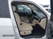 ✅ 2015 Mercedes-Benz GLK 350 • VIN: WDCGG5HB5FG356287 • Lot: 43615832. Listed on IAAI with 126,440 mi. Free auction sales archive from the USA and detailed vehicle history report at DreamBid. Image 5.