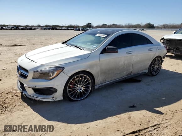 ✅ 2014 Mercedes-Benz CLA 45 AMG • VIN: WDDSJ5CB0EN060151 • Lot: 43410995. Listed on Copart with 44,814 mi. Free auction sales archive from the USA and detailed vehicle history report at DreamBid. Image 1.