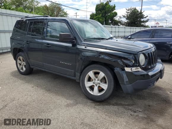 ✅ 2013 Jeep Patriot Sport • VIN: 1C4NJRBB7DD174135 • Lot: 57853395. Listed on Copart with 168,303 mi. Free auction sales archive from the USA and detailed vehicle history report at DreamBid. Image 4.