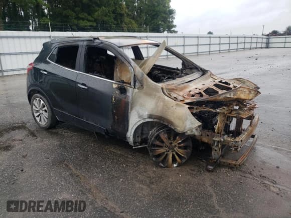 ✅ 2019 Buick Encore Preferred • VIN: KL4CJASB6KB960214 • Lot: 84197275. Wystawiony na Copart z przebiegiem Nie podano. Bezpłatny archiwum sprzedaży aukcyjnych z USA i szczegółowy raport historii pojazdu na DreamBid. Zdjęcie 4.