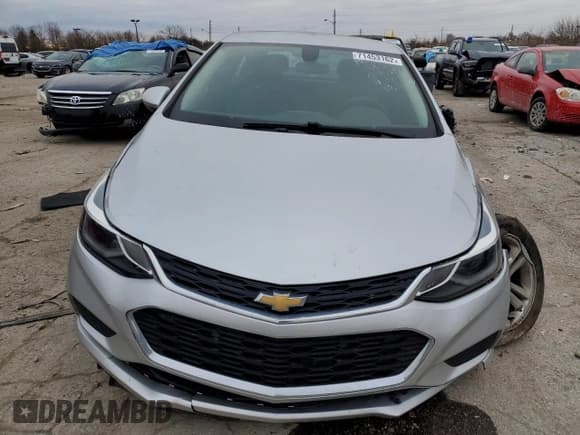 ✅ 2017 Chevrolet Cruze LT • VIN: 1G1BE5SM5H7190980 • Лот: 71453162. Опубликован ранее на Copart с пробегом 84 442 миль. Бесплатный доступ к архиву аукционных продаж из США и подробный отчёт об истории автомобиля на DreamBid. Изображение 5.