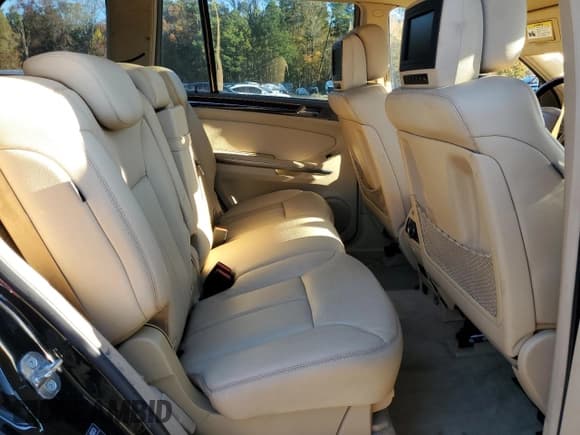 ✅ 2007 Mercedes-Benz GL 450 • VIN: 4JGBF71E87A100888 • Лот: 90716325. Опубликован ранее на Copart с пробегом 142 620 миль. Бесплатный доступ к архиву аукционных продаж из США и подробный отчёт об истории автомобиля на DreamBid. Изображение 11.