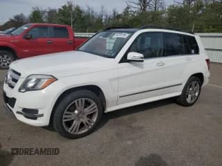✅ 2015 Mercedes-Benz GLK 350 • VIN: WDCGG8JB5FG345026 • Лот: 84378795. Опубликован ранее на Copart с пробегом 111 520 миль. Бесплатный доступ к архиву аукционных продаж из США и подробный отчёт об истории автомобиля на DreamBid. Изображение 1.