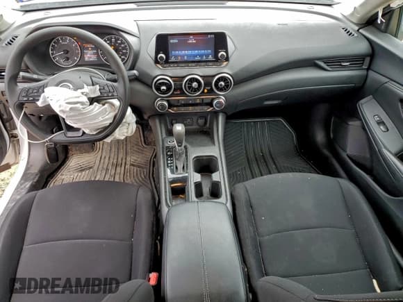 ✅ 2024 Nissan Sentra S • VIN: 3N1AB8BV5RY365768 • Lot: 93924255. Listed on Copart with 34,813 mi. Free auction sales archive from the USA and detailed vehicle history report at DreamBid. Image 8.