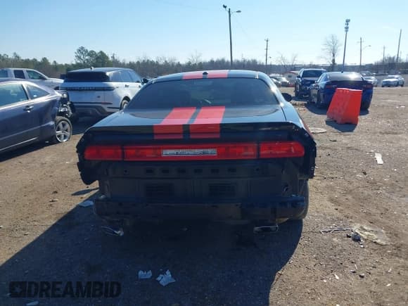 ✅ 2013 Dodge Challenger SXT • VIN: 2C3CDYAG5DH631358 • Lot: 41307511. Wystawiony na IAAI z przebiegiem 145 683 mil. Bezpłatny archiwum sprzedaży aukcyjnych z USA i szczegółowy raport historii pojazdu na DreamBid. Zdjęcie 16.