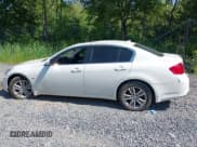 ✅ 2015 Infiniti Q40 • VIN: JN1CV6AR0FM650403 • Лот: 42961644. Опубликован ранее на IAAI с пробегом 129 395 миль. Бесплатный доступ к архиву аукционных продаж из США и подробный отчёт об истории автомобиля на DreamBid. Изображение 14.