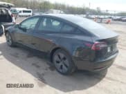 ✅ 2022 Tesla Model 3 Long Range • VIN: 5YJ3E1EB6NF109067 • Lot: 41948791. Wystawiony na IAAI z przebiegiem 28 603 mil. Bezpłatny archiwum sprzedaży aukcyjnych z USA i szczegółowy raport historii pojazdu na DreamBid. Zdjęcie 3.