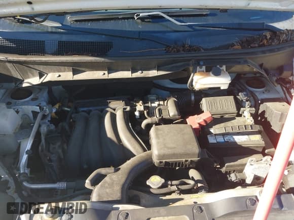 ✅ 2015 Nissan NV200 S • VIN: 3N6CM0KN0FK696271 • Lot: 41091873. Wystawiony na IAAI z przebiegiem 89 652 mil. Bezpłatny archiwum sprzedaży aukcyjnych z USA i szczegółowy raport historii pojazdu na DreamBid. Zdjęcie 10.