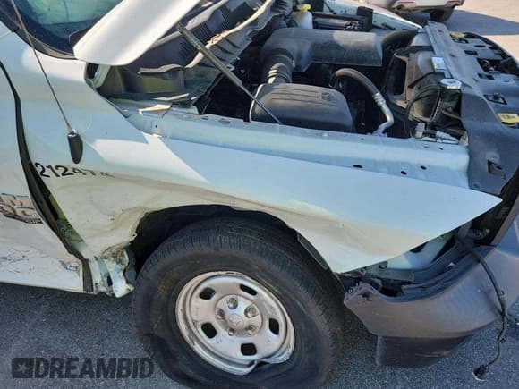 ✅ 2023 Ram 1500 Tradesman • VIN: 3C6JR6DG7PG626825 • Lot: 43822947. Wystawiony na IAAI z przebiegiem 59 455 mil. Bezpłatny archiwum sprzedaży aukcyjnych z USA i szczegółowy raport historii pojazdu na DreamBid. Zdjęcie 35.